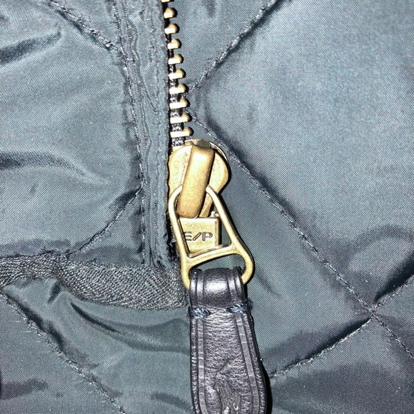 Ralph Lauren sport quilted barn jacket - Picture 8 of 11